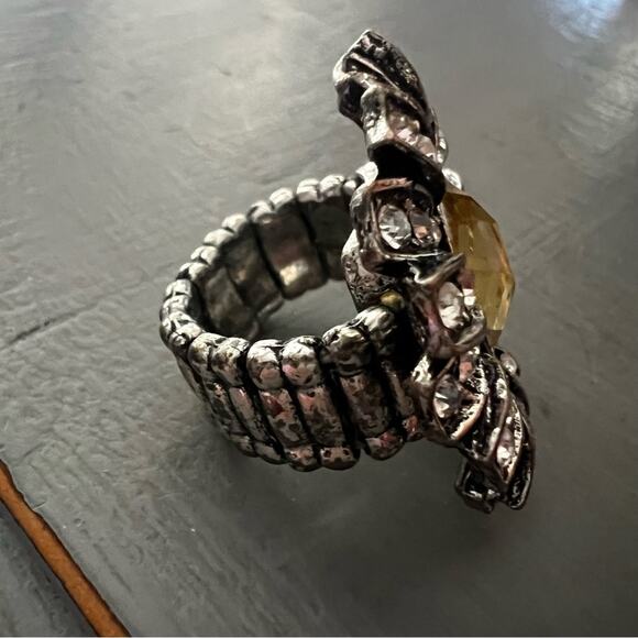 Bling Flower Statement Stretch Ring - Picture 2 of 5